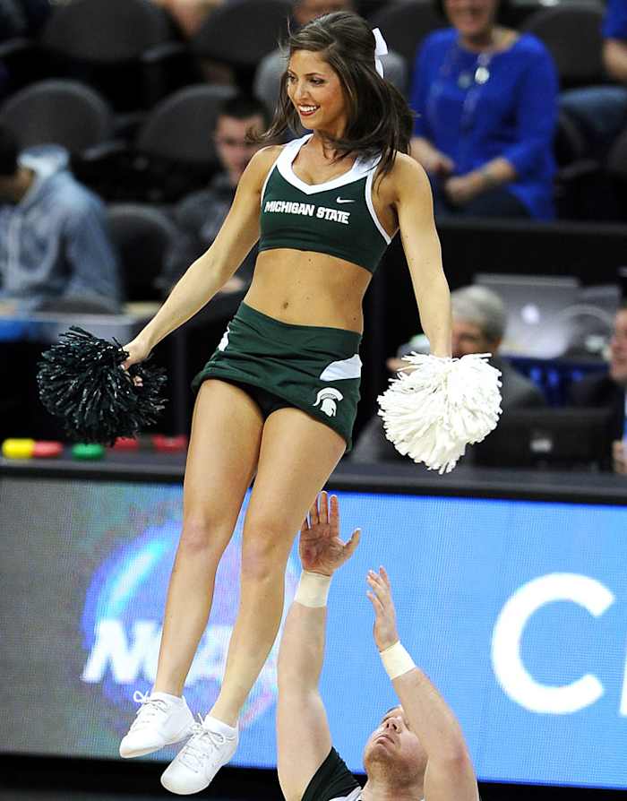 Michigan-State-cheerleaders-467330562_10_0.jpg
